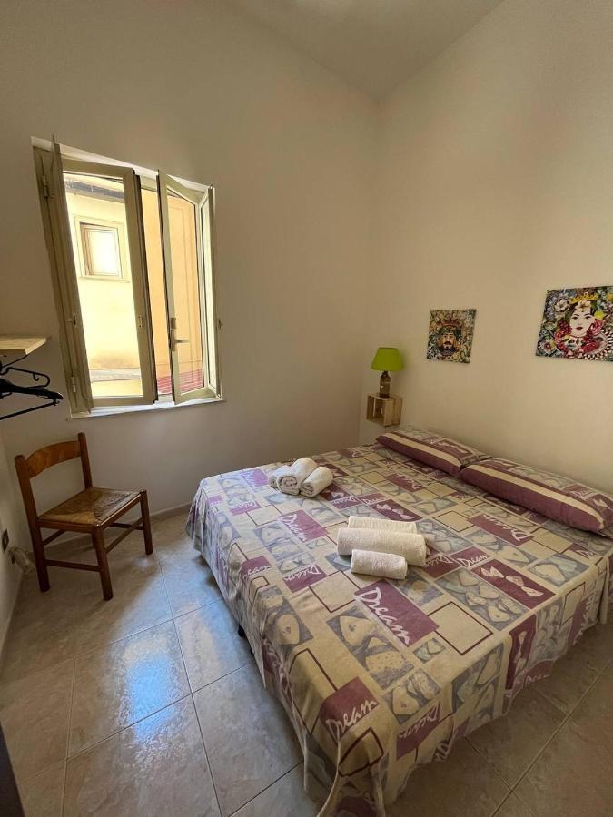 Al Cortile Di Maqueda Apartment Palermo Ngoại thất bức ảnh