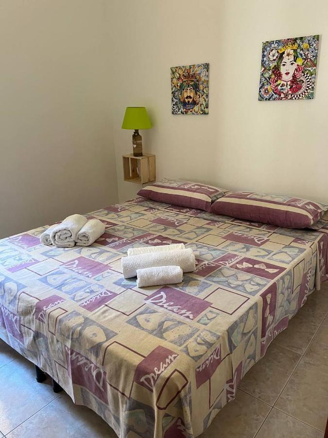 Al Cortile Di Maqueda Apartment Palermo Ngoại thất bức ảnh