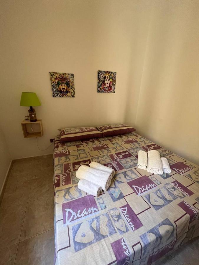Al Cortile Di Maqueda Apartment Palermo Ngoại thất bức ảnh