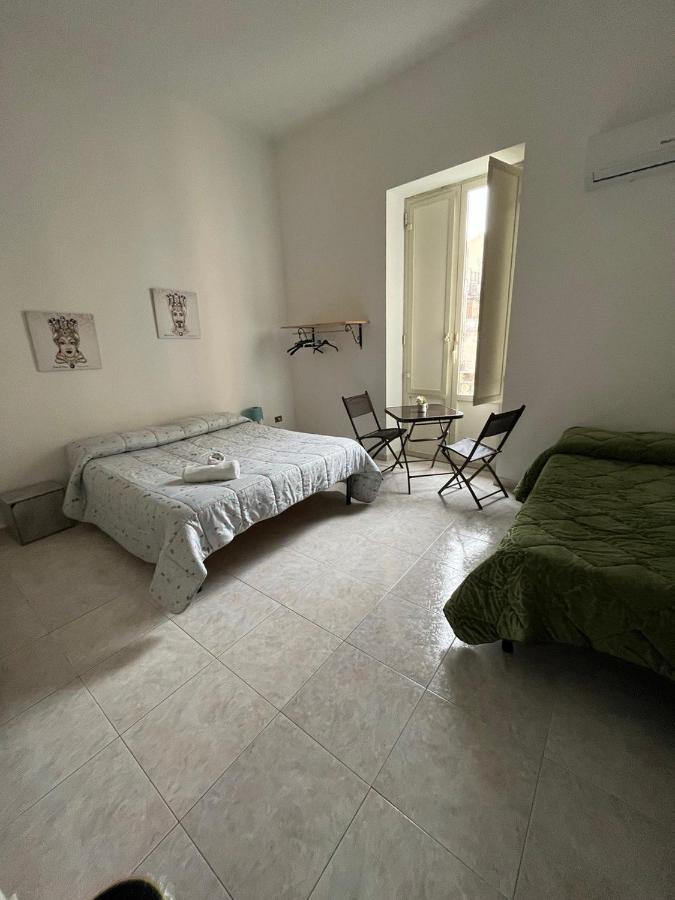 Al Cortile Di Maqueda Apartment Palermo Ngoại thất bức ảnh